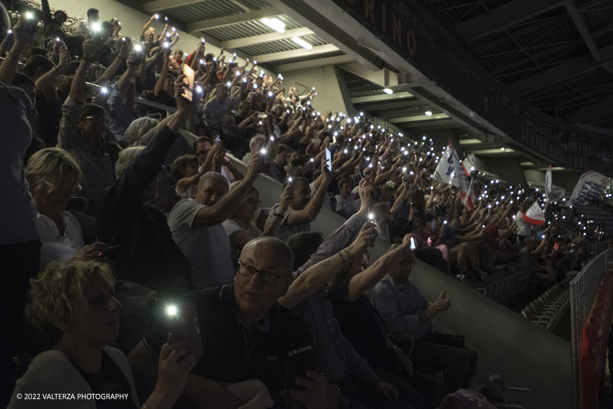 _DSF5220.jpg - 5/06/2022. Torino. Si sono aperti ufficialmente i XXXVII Giochi Nazionali Estivi Special Olympics di Torino 2022, la piÃ¹ grande manifestazione sportiva dedicata a persone con disabilitÃ  intellettive mai realizzata in Italia con 3000 atleti e 20 discipline sportive. Nella foto il pubblico dell'evento sulle gradinate dello stadio