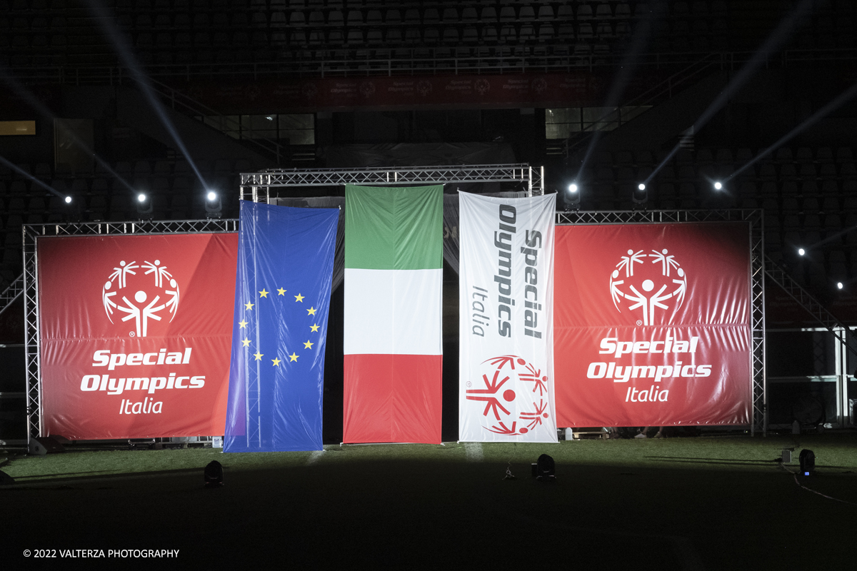 _DSF6955.jpg - 5/06/2022. Torino. Si sono aperti ufficialmente i XXXVII Giochi Nazionali Estivi Special Olympics di Torino 2022, la piÃ¹ grande manifestazione sportiva dedicata a persone con disabilitÃ  intellettive mai realizzata in Italia con 3000 atleti e 20 discipline sportive. Nella foto un momento della cerimonia dell'alzabandiera