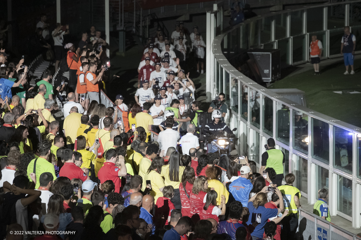 _DSF7036.jpg - 5/06/2022. Torino. Si sono aperti ufficialmente i XXXVII Giochi Nazionali Estivi Special Olympics di Torino 2022, la piÃ¹ grande manifestazione sportiva dedicata a persone con disabilitÃ  intellettive mai realizzata in Italia con 3000 atleti e 20 discipline sportive. Nella foto l'arrivo della torcia olimpica e l'accensione del tripode