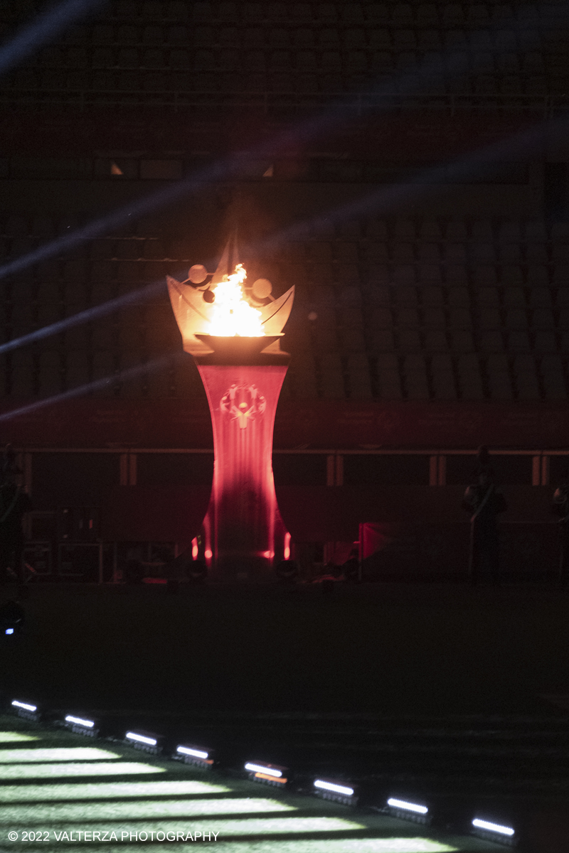 _DSF7343.jpg - 5/06/2022. Torino. Si sono aperti ufficialmente i XXXVII Giochi Nazionali Estivi Special Olympics di Torino 2022, la piÃ¹ grande manifestazione sportiva dedicata a persone con disabilitÃ  intellettive mai realizzata in Italia con 3000 atleti e 20 discipline sportive. Nella foto l'arrivo della torcia olimpica e l'accensione del tripode