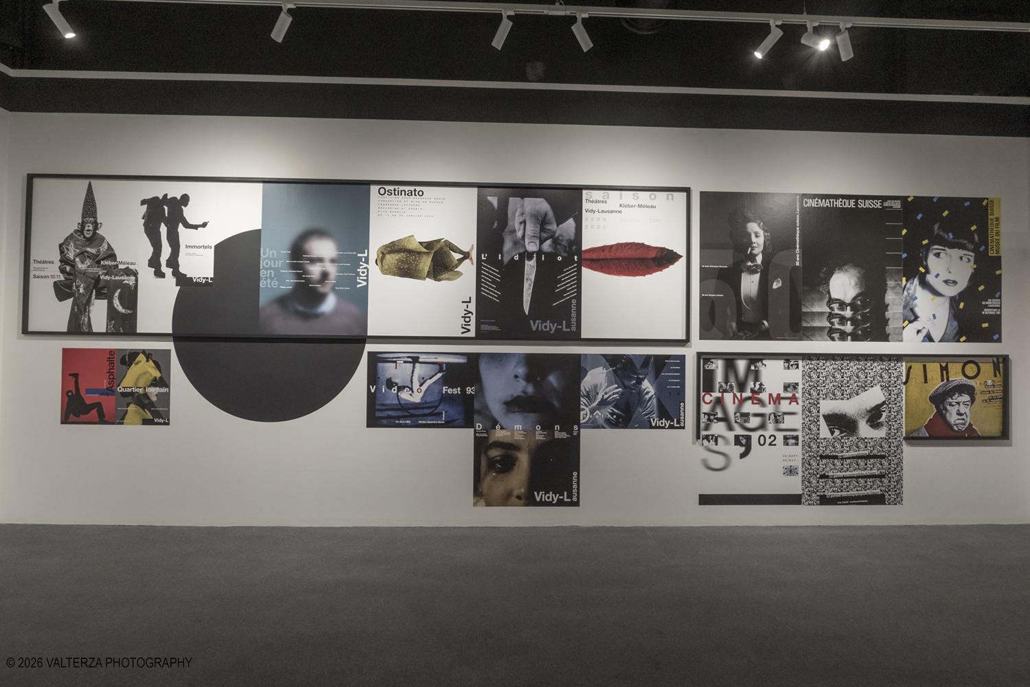 _DSF7026.jpg - 17/06/2026.Torino. La stagione estiva di CAMERA si apre con due mostre originali curate dal nuovo direttore artistico F. Hebel. Qui la mostra dedicata al celebre grafico svizzero  ð�—ªð�—²ð�—¿ð�—»ð�—²ð�—¿ ð�—�ð�—²ð�—¸ð�—²ð�—¿. Nella foto parte dell'allestimento con i manifesti di ð�—ªð�—²ð�—¿ð�—»ð�—²ð�—¿ ð�—�ð�—²ð�—¸ð�—²ð�—¿