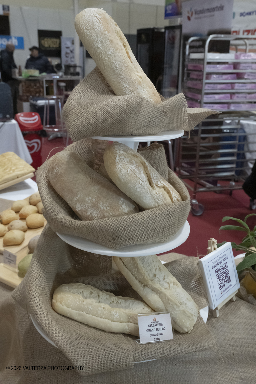 DSCF3257.jpg - 15/03/2026. Torino. Nel Padiglione 3 del Lingotto Fiere di Torino si svolge la terza edizione di Horeca Expoforum. Con oltre 300 brand italiani e internazionali presenti e circa 100 eventi in tre giorni, Horeca Expoforum si conferma piattaforma di riferimento per ristorazione, hotellerie e food service, punto di incontro fra innovazione, formazione e networking. Al centro dellâ€™inaugurazione il tema dello spreco alimentare. Nella foto stand Agritech  prodotti da forno surgelati