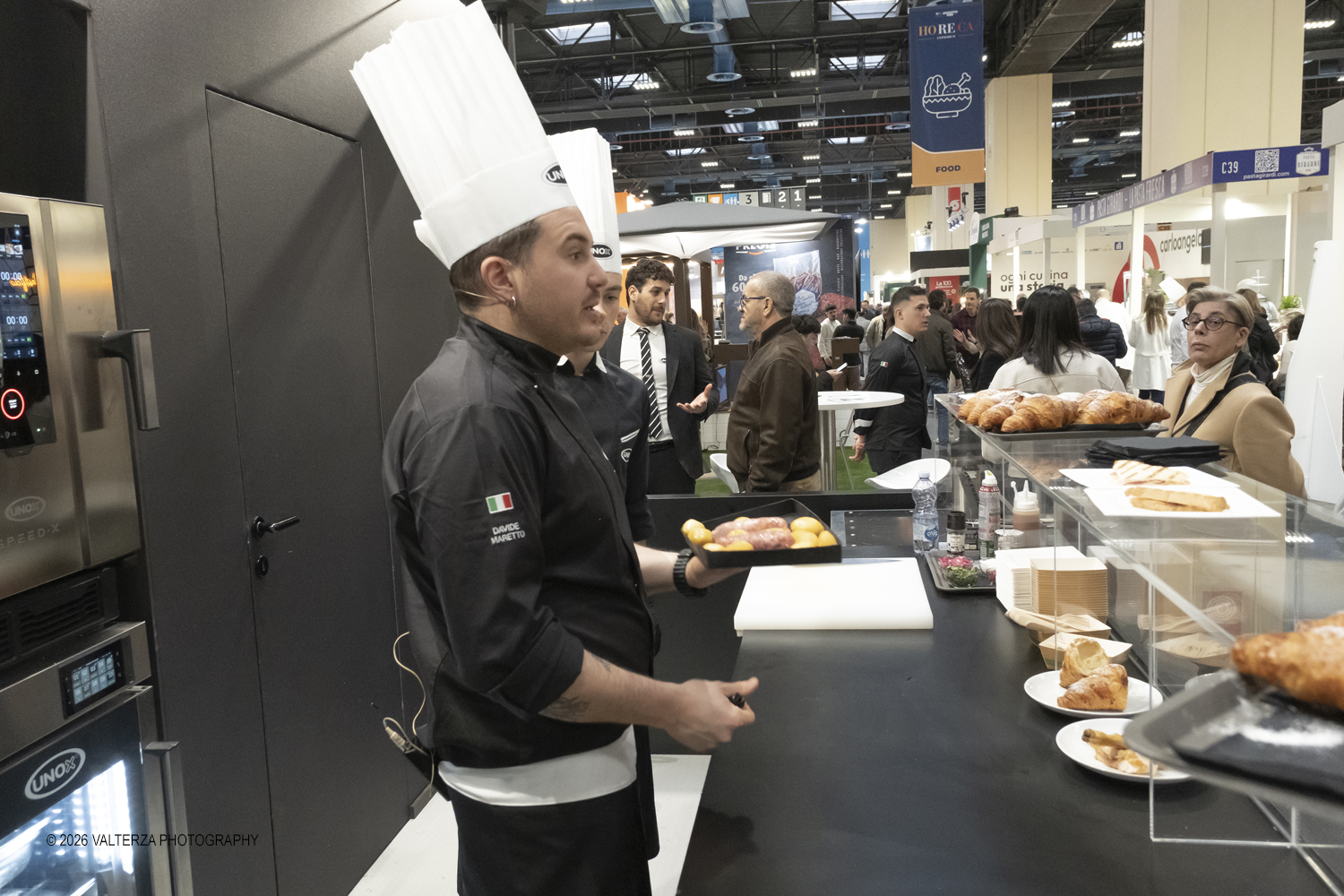 DSCF3490.jpg - 15/03/2026. Torino. Nel Padiglione 3 del Lingotto Fiere di Torino si svolge la terza edizione di Horeca Expoforum. Con oltre 300 brand italiani e internazionali presenti e circa 100 eventi in tre giorni, Horeca Expoforum si conferma piattaforma di riferimento per ristorazione, hotellerie e food service, punto di incontro fra innovazione, formazione e networking. Al centro dellâ€™inaugurazione il tema dello spreco alimentare. Nella foto stand aziensa UNOX fornitore di forni professionali