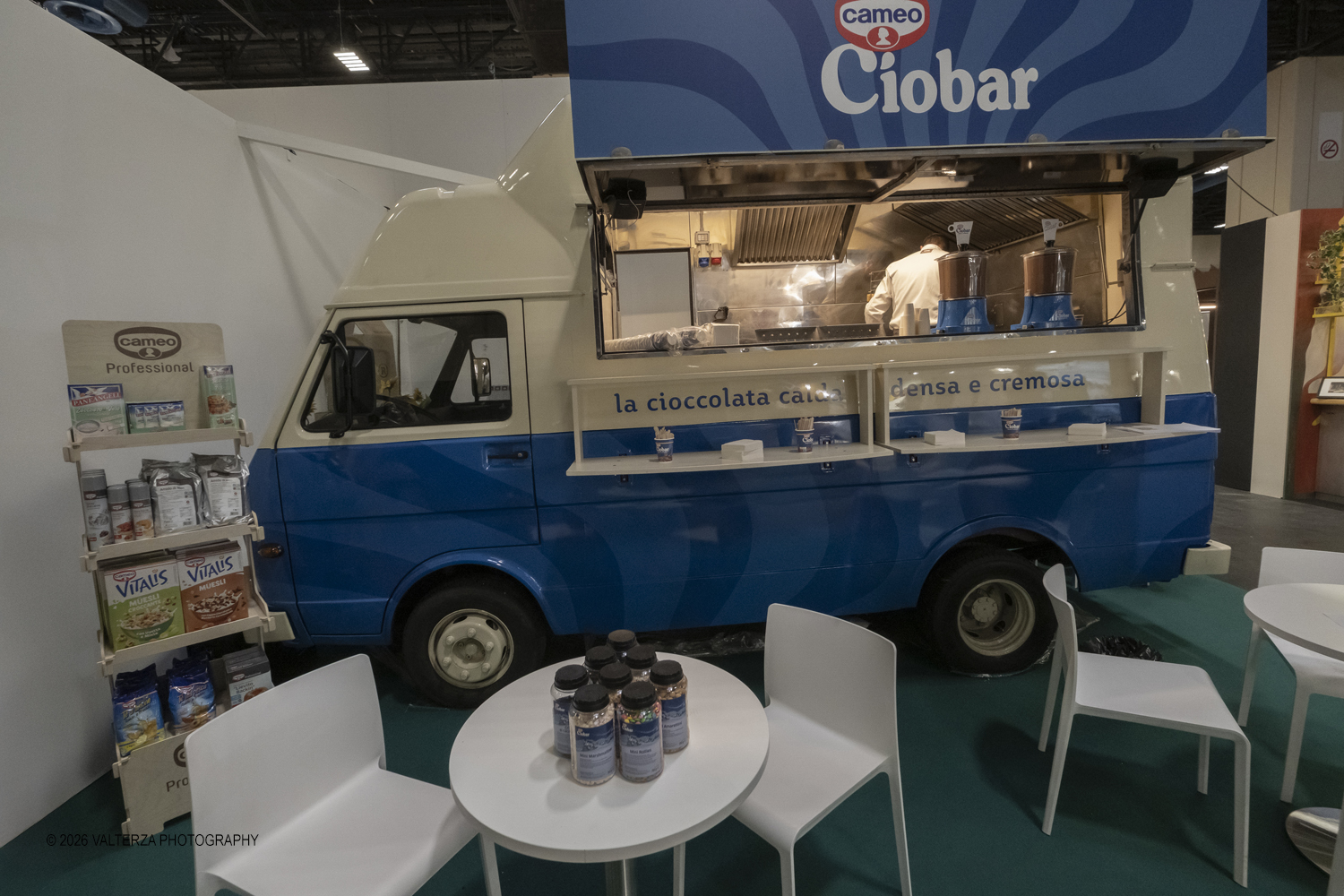 _DSF6180.jpg - 15/03/2026. Torino. Nel Padiglione 3 del Lingotto Fiere di Torino si svolge la terza edizione di Horeca Expoforum. Con oltre 300 brand italiani e internazionali presenti e circa 100 eventi in tre giorni, Horeca Expoforum si conferma piattaforma di riferimento per ristorazione, hotellerie e food service, punto di incontro fra innovazione, formazione e networking. Al centro dellâ€™inaugurazione il tema dello spreco alimentare. Nella foto chiosco Mobile Ciobar