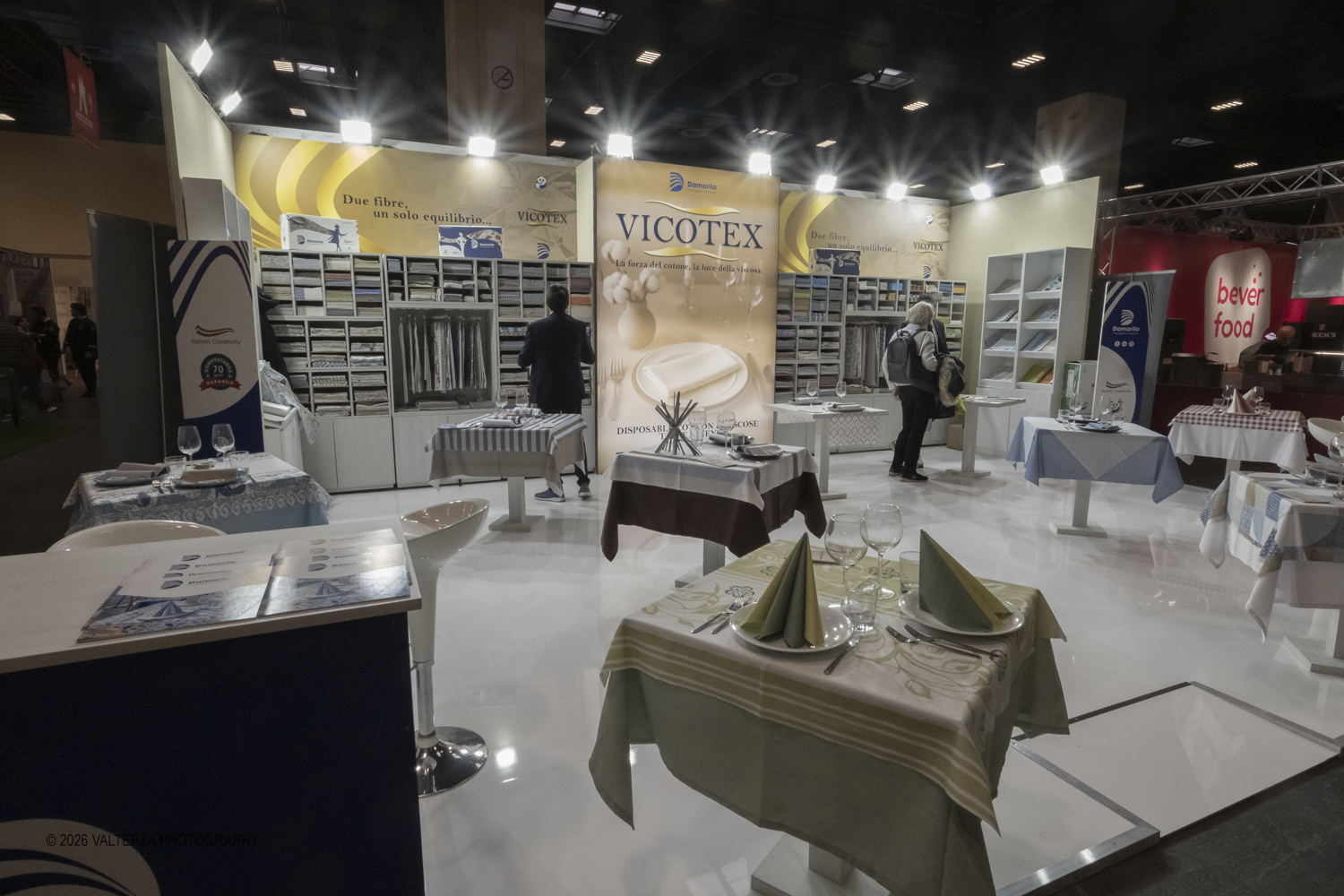 _DSF6196.jpg - 15/03/2026. Torino. Nel Padiglione 3 del Lingotto Fiere di Torino si svolge la terza edizione di Horeca Expoforum. Con oltre 300 brand italiani e internazionali presenti e circa 100 eventi in tre giorni, Horeca Expoforum si conferma piattaforma di riferimento per ristorazione, hotellerie e food service, punto di incontro fra innovazione, formazione e networking. Al centro dellâ€™inaugurazione il tema dello spreco alimentare. Nella foto Stand Vicotex  forniture legate al tovagliato monouso e prodotti per l'igiene.