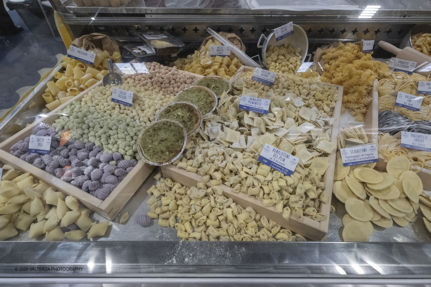 _DSF6250.jpg - 15/03/2026. Torino. Nel Padiglione 3 del Lingotto Fiere di Torino si svolge la terza edizione di Horeca Expoforum. Con oltre 300 brand italiani e internazionali presenti e circa 100 eventi in tre giorni, Horeca Expoforum si conferma piattaforma di riferimento per ristorazione, hotellerie e food service, punto di incontro fra innovazione, formazione e networking. Al centro dellâ€™inaugurazione il tema dello spreco alimentare. Nella foto stand La pasta fresca
