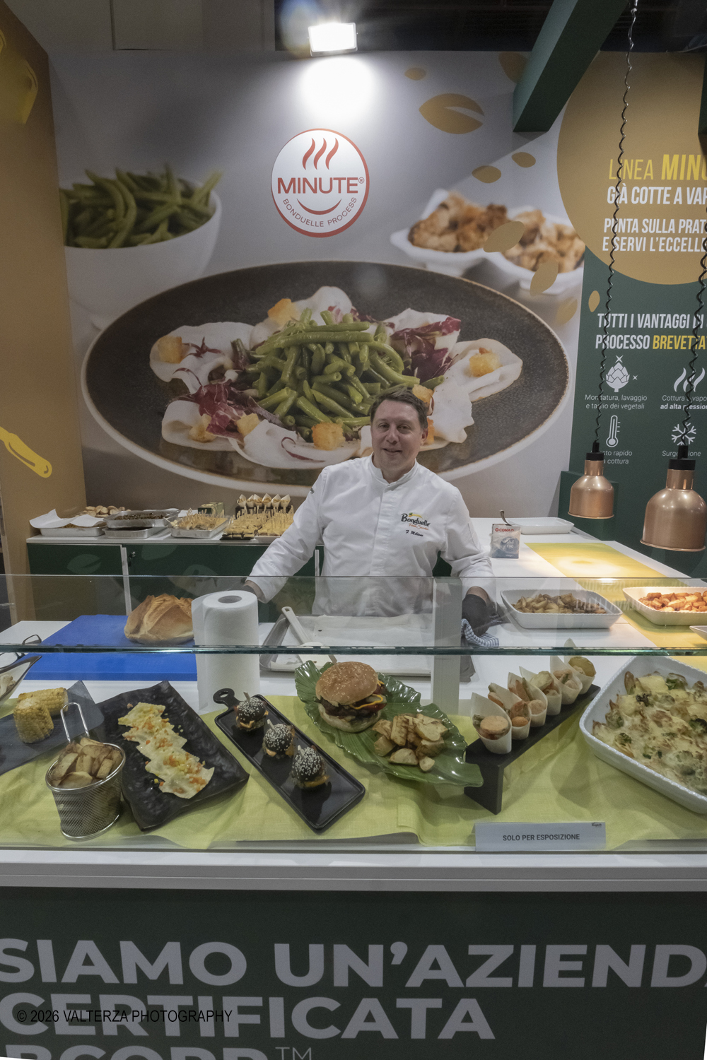 _DSF6285.jpg - 15/03/2026. Torino. Nel Padiglione 3 del Lingotto Fiere di Torino si svolge la terza edizione di Horeca Expoforum. Con oltre 300 brand italiani e internazionali presenti e circa 100 eventi in tre giorni, Horeca Expoforum si conferma piattaforma di riferimento per ristorazione, hotellerie e food service, punto di incontro fra innovazione, formazione e networking. Al centro dellâ€™inaugurazione il tema dello spreco alimentare. Nella foto Stand Bonduelle Food Service specialista nellâ€™alimentazione vegetale