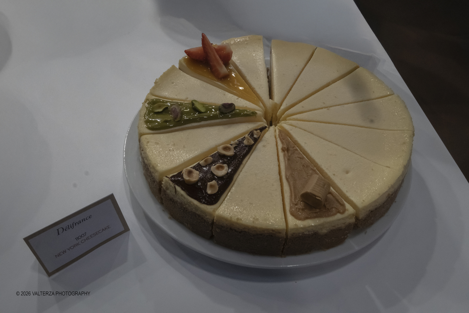 _DSF6310.jpg - 15/03/2026. Torino. Nel Padiglione 3 del Lingotto Fiere di Torino si svolge la terza edizione di Horeca Expoforum. Con oltre 300 brand italiani e internazionali presenti e circa 100 eventi in tre giorni, Horeca Expoforum si conferma piattaforma di riferimento per ristorazione, hotellerie e food service, punto di incontro fra innovazione, formazione e networking. Al centro dellâ€™inaugurazione il tema dello spreco alimentare. Nella foto stand Delifrance/Nuova Cogea  fornitura di alimenti surgelati