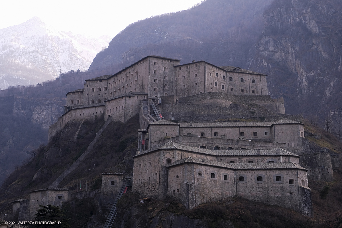 _DSF1303.jpg - 23/02/2021. Bard (Aosta). Il Forte di Bard apre la sua stagione artistica con una grande mostra sui Macchiaioli comprendente 80 opere. Nella foto il forte di Bard sede della mostra