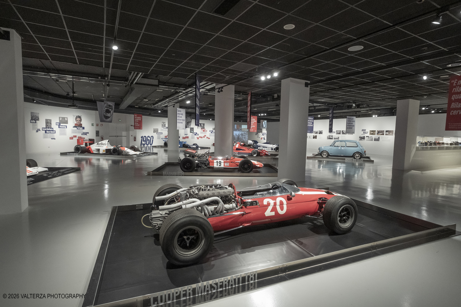 _DSF4284.jpg - 17/06/2026. Torino. La mostra "I Nemici del Drake. Enzo Ferrari e le scuderie inglesi" Ã¨ l'esposizione temporanea in corso al MAUTO . La mostra racconta la leggendaria rivalitÃ  tra Enzo Ferrari (soprannominato il "Drake") e i costruttori britannici. I team inglesi venivano ironicamente definiti da Ferrari come "garagisti"