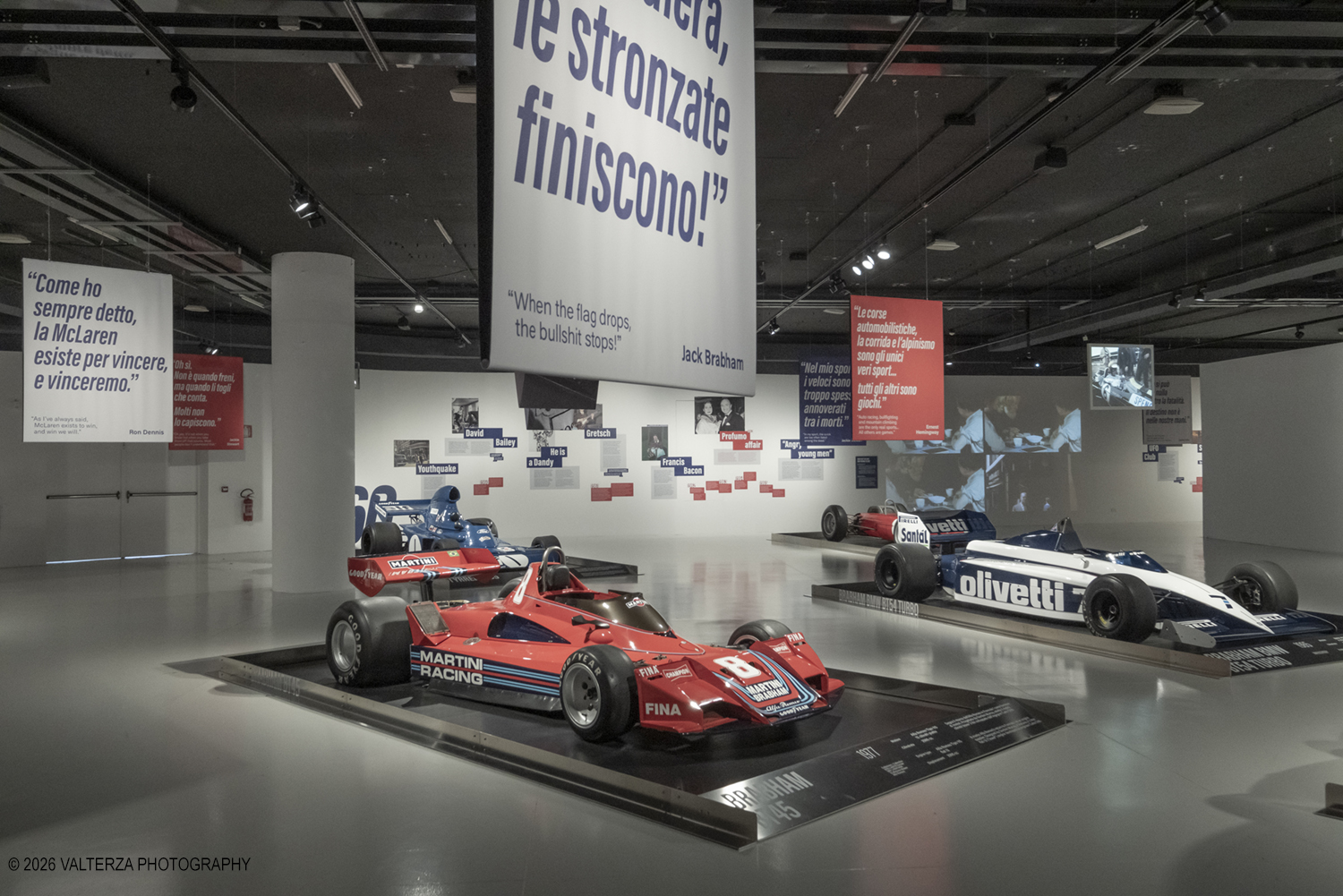 _DSF4306.jpg - 17/06/2026. Torino. La mostra "I Nemici del Drake. Enzo Ferrari e le scuderie inglesi" Ã¨ l'esposizione temporanea in corso al MAUTO . La mostra racconta la leggendaria rivalitÃ  tra Enzo Ferrari (soprannominato il "Drake") e i costruttori britannici. I team inglesi venivano ironicamente definiti da Ferrari come "garagisti"