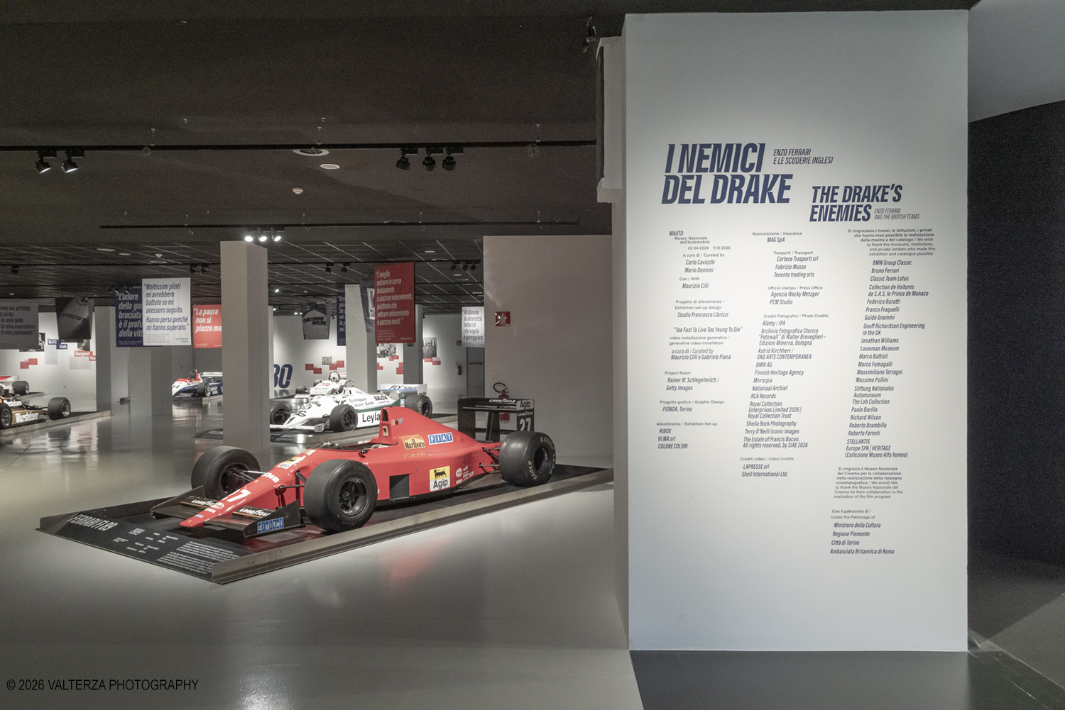 _DSF4351.jpg - 17/06/2026. Torino. La mostra "I Nemici del Drake. Enzo Ferrari e le scuderie inglesi" Ã¨ l'esposizione temporanea in corso al MAUTO . La mostra racconta la leggendaria rivalitÃ  tra Enzo Ferrari (soprannominato il "Drake") e i costruttori britannici. I team inglesi venivano ironicamente definiti da Ferrari come "garagisti"