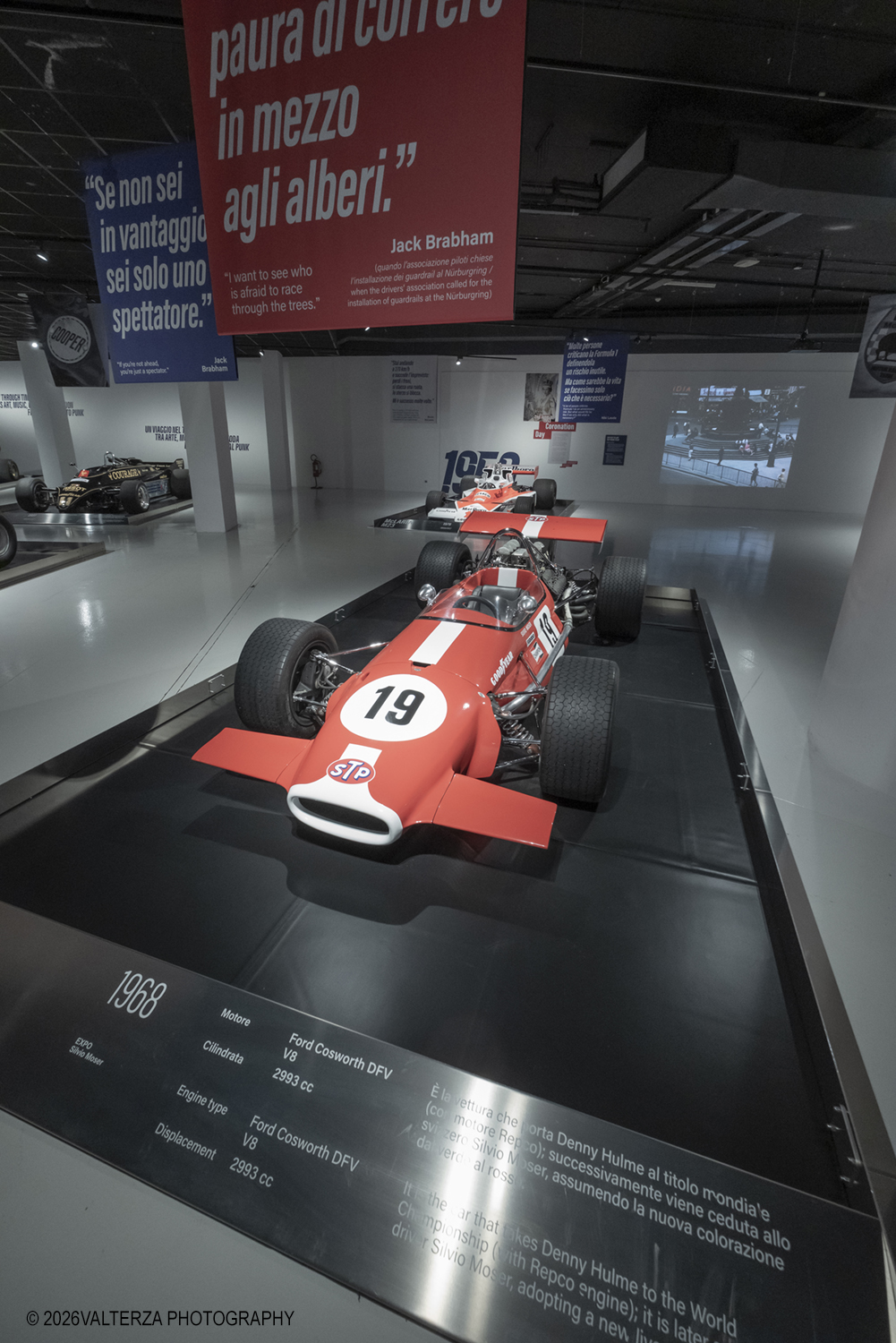 _DSF7552.jpg - 17/06/2026. Torino. La mostra "I Nemici del Drake. Enzo Ferrari e le scuderie inglesi" Ã¨ l'esposizione temporanea in corso al MAUTO . La mostra racconta la leggendaria rivalitÃ  tra Enzo Ferrari (soprannominato il "Drake") e i costruttori britannici. I team inglesi venivano ironicamente definiti da Ferrari come "garagisti"