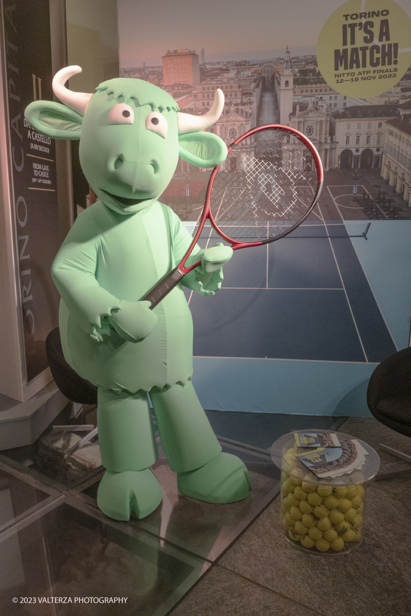 _DSF4898.jpg - 10/11/2023. Torino. Con il taglio del nastro alla presenza delle autoritÃ , oggi in piazza Castello sono stati ufficialmente inaugurati gli spazi di Casa Tennis, Casa Gusto e Casa Media. Nella foto interno di Casa Media con Toret la Mascotte della cittÃ  di Torino