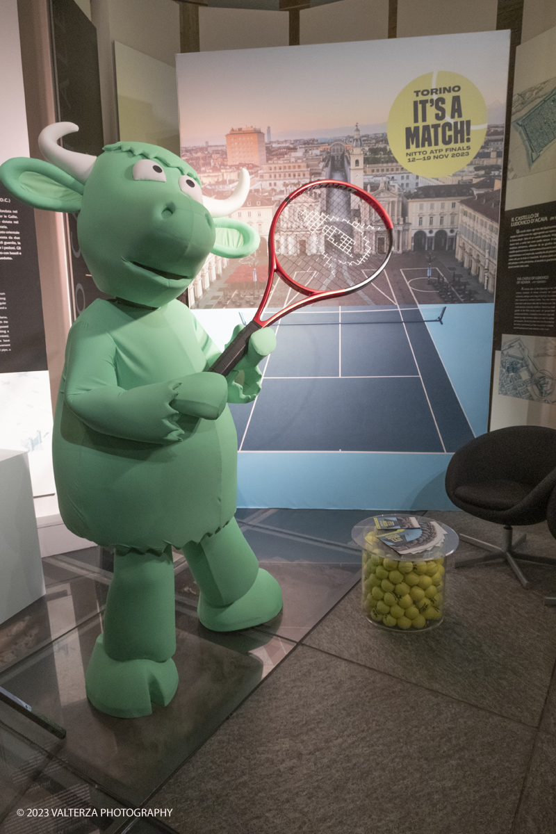_DSF4927.jpg - 10/11/2023. Torino. Con il taglio del nastro alla presenza delle autoritÃ , oggi in piazza Castello sono stati ufficialmente inaugurati gli spazi di Casa Tennis, Casa Gusto e Casa Media. Nella foto interno di Casa Media con Toret la Mascotte della cittÃ  di Torino