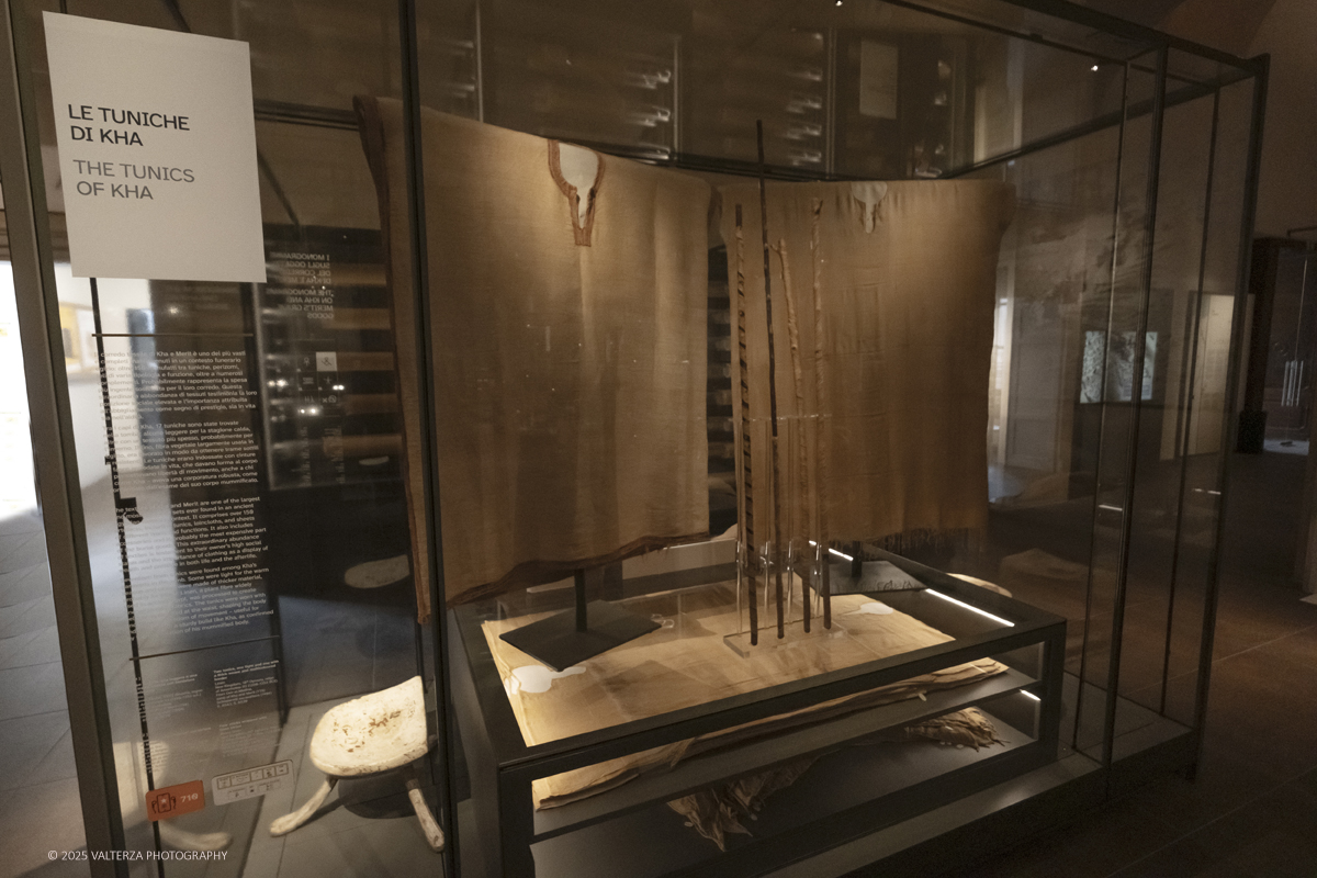 _DSF2914.jpg - 04/12/2025. Torino. Il riallestimento della Sala 7 del Museo Egizio di Torino, dedicata al corredo funerario di Kha e Merit, Ã¨ stato inaugurato il 4 dicembre 2025. I lavori di aggiornamento erano iniziati il 7 ottobre 2025. Nella foto le tuniche di Kha