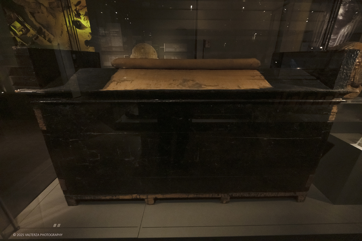 _DSF3069.jpg - 04/12/2025. Torino. Il riallestimento della Sala 7 del Museo Egizio di Torino, dedicata al corredo funerario di Kha e Merit, Ã¨ stato inaugurato il 4 dicembre 2025. I lavori di aggiornamento erano iniziati il 7 ottobre 2025. Nella foto il sarcofago esterno di Merit