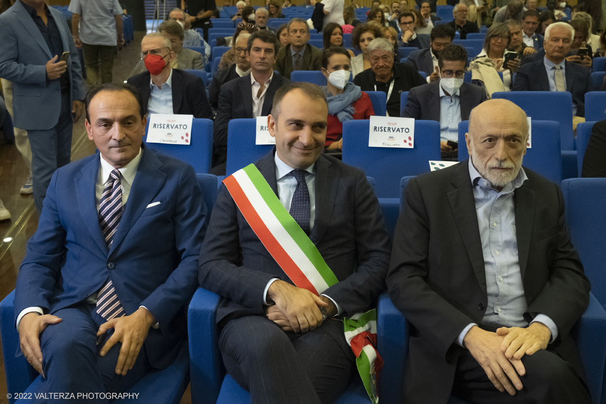 DSCF7358.jpg - 23/09/2022. Torino. Apertura della 14esima edizione di Terra Madre Salone del Gusto, lâ€™evento globale organizzato da Slow Food, Regione Piemonte e CittÃ  di Torino dedicato al cibo buono, pulito e giusto e alle politiche alimentari. Nella foto Alberto Cirio, Stefano Lo Russo, Carlo Petrini