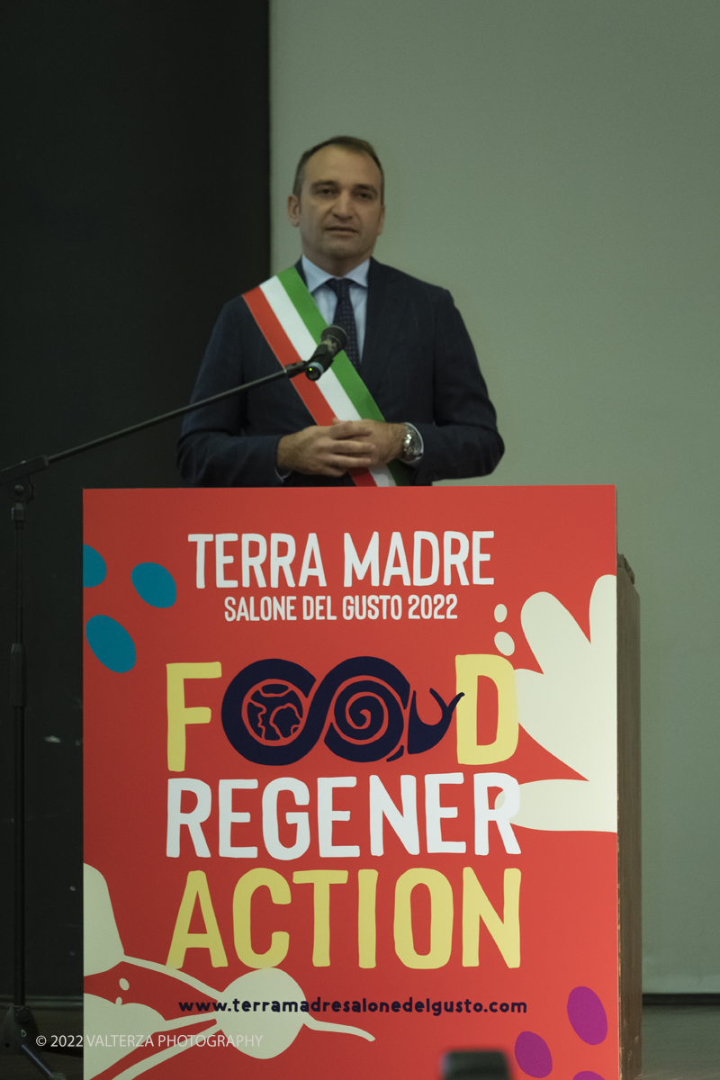 _DSF6233.jpg - 23/09/2022. Torino. Apertura della 14esima edizione di Terra Madre Salone del Gusto, lâ€™evento globale organizzato da Slow Food, Regione Piemonte e CittÃ  di Torino dedicato al cibo buono, pulito e giusto e alle politiche alimentari. Nella foto l'intervento di Stefano Lo Russo