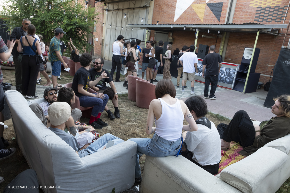 _DSF3093.jpg - 28/05/2022. Torino. Jazz is Dead Festival al Bunker manifestazione torinese dedicata alla ricerca musicale tra avanguardia, sperimentazione, suoni contemporanei e ritmi futuristici. Nella foto  si balla con il Dj