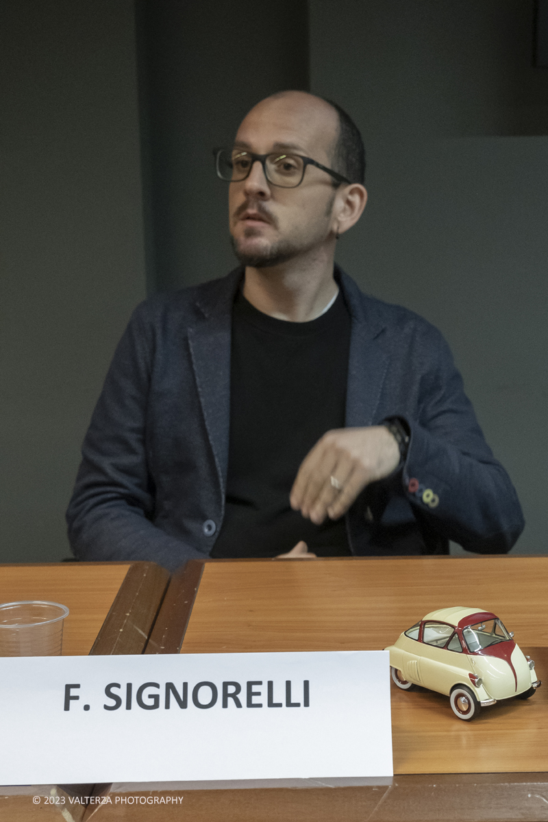 _DSF7429.jpg - 28/03/2023. Torino.  Una mostra per riscoprire la straordinaria vicenda industriale di Iso Rivolta, marchio oggi spesso dimenticato che testimonia lâ€™ingegno italiano nella storia dellâ€™automobile e del car design, recentemente rilanciato dalla nipote del fondatore. Nella foto il curatore Federico Signorelli