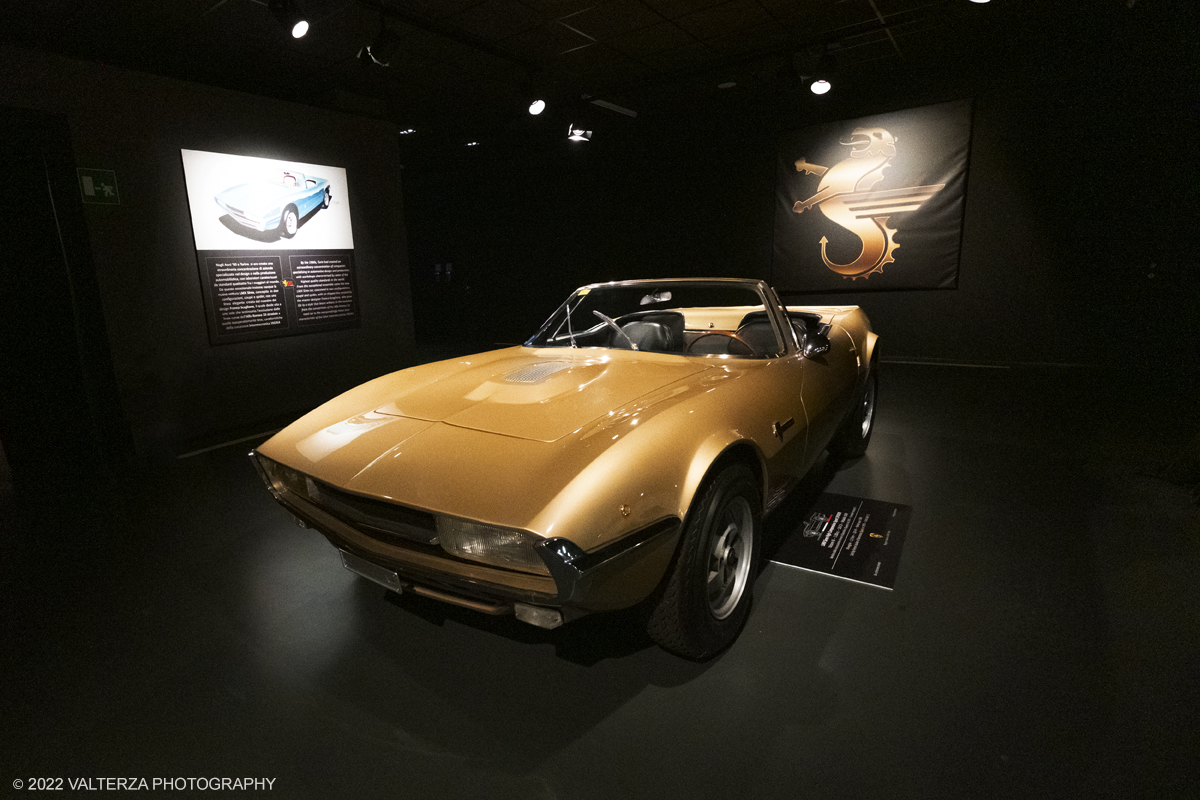 DSCF6901.jpg - 13/09/2022. Torino. Al MAUTO si Ã¨ tenuta lâ€™inaugurazione di una mostra che vuole rendere omaggio a questa auto sportiva dâ€™autore, unâ€™avventura pensata a Milano e realizzata a Torino, straordinaria nel successo e nel fallimento. Nella foto modello LMX Sirex Higk compression Sport Spider Motore V6  2.300 cc Ford