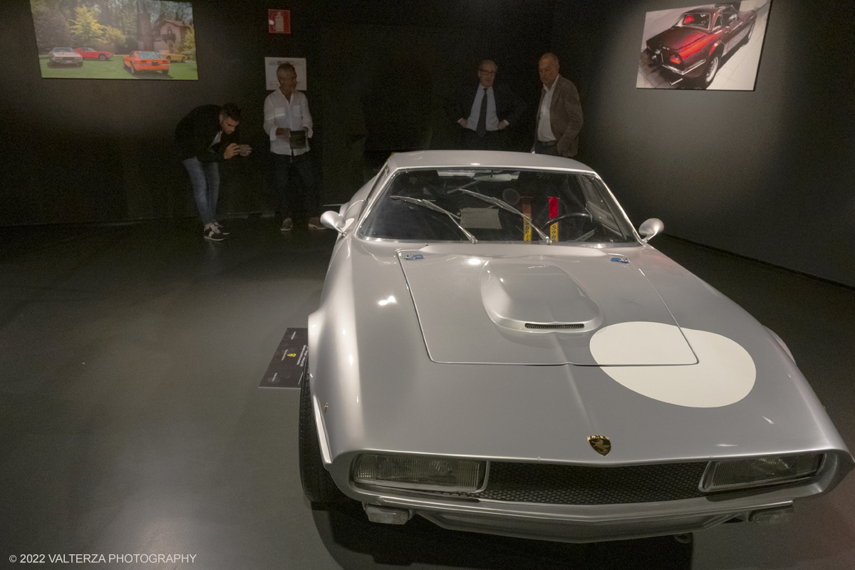 _DSF5366.jpg - 13/09/2022. Torino. Al MAUTO si Ã¨ tenuta lâ€™inaugurazione di una mostra che vuole rendere omaggio a questa auto sportiva dâ€™autore, unâ€™avventura pensata a Milano e realizzata a Torino, straordinaria nel successo e nel fallimento. Nella foto in visita alla mostra