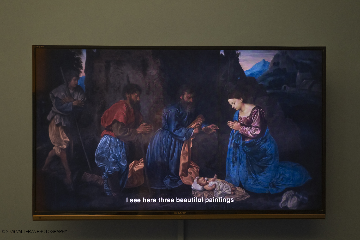 _DSF3907.jpg - 29/05/2026. Torino. Ai Musei Reali di Torino un confronto tra Lorenzo Lotto e Giovanni Girolamo Savoldo indaga le origini della â€œluce del veroâ€� che anticipÃ² la rivoluzione caravaggesca. In mostra tre dipinti del primo Cinquecento, disegni di Cavalcaselle e una â€œlezione immaginataâ€� di Roberto Longhi.  Nella foto l'audiovisivo â€œlezione immaginataâ€� di Roberto Longhi.