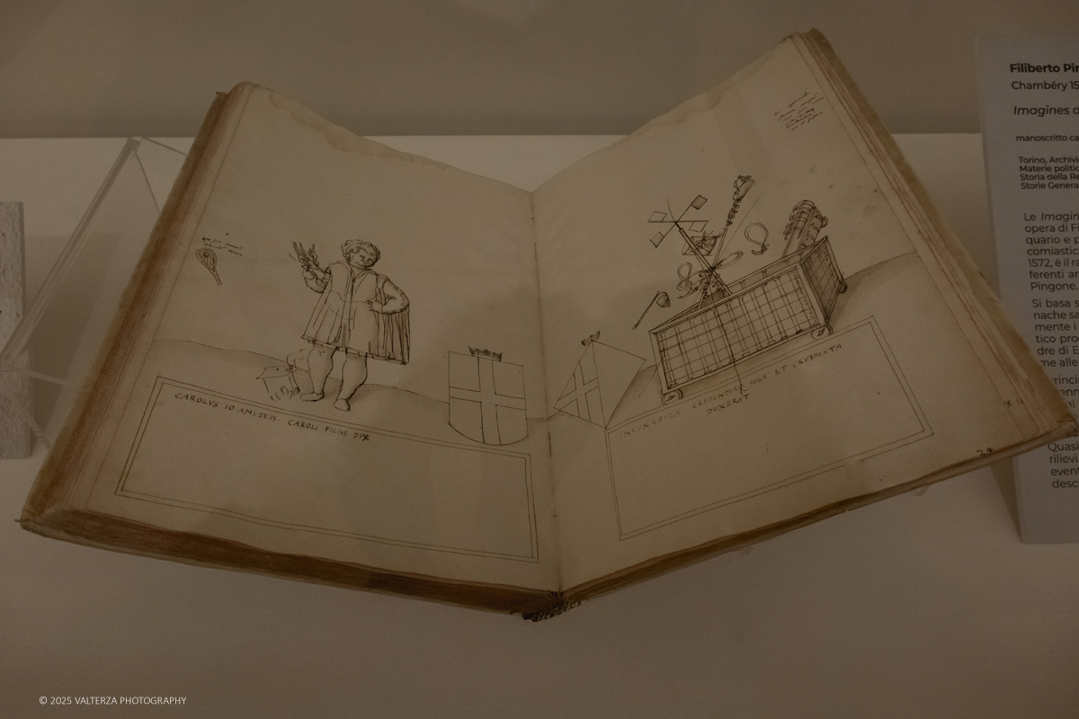 _DSF6079.jpg - 10/11)2025.Torino.  NITTO ATP FINALS / LIVE TENNIS, LOVE TORINO & PIEMONTE. Nella foto la mostra Alle origini del tennis: racchette e giochi di corte (8-18 novembre 2025), in programma alla Galleria Sabauda dei Musei Reali