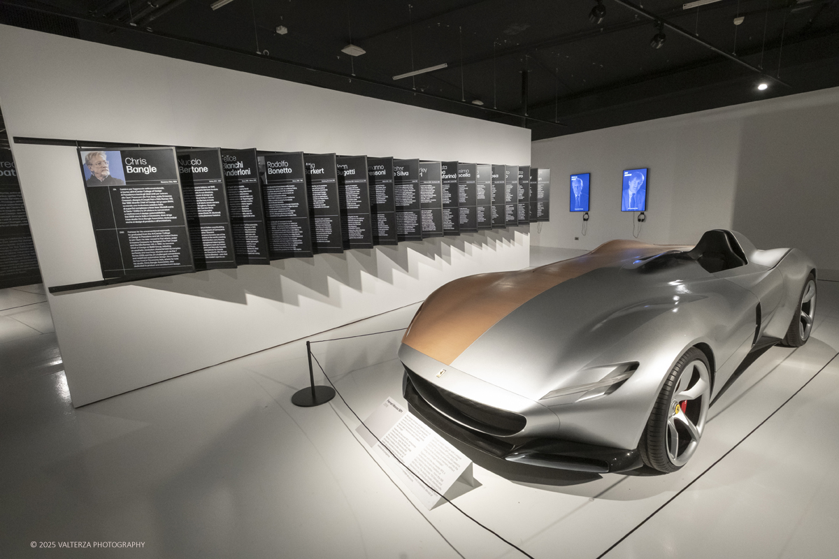 DSCF0118.jpg - 12/11/20225. Torino. MAUTO  Mostra temporanea, fino all'8 Marzo 2026, "Ferrari Design. Creative Journeys 2010-2025".