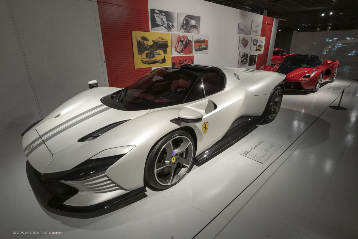 DSCF0217.jpg - 12/11/20225. Torino. MAUTO  Mostra temporanea, fino all'8 Marzo 2026, "Ferrari Design. Creative Journeys 2010-2025".