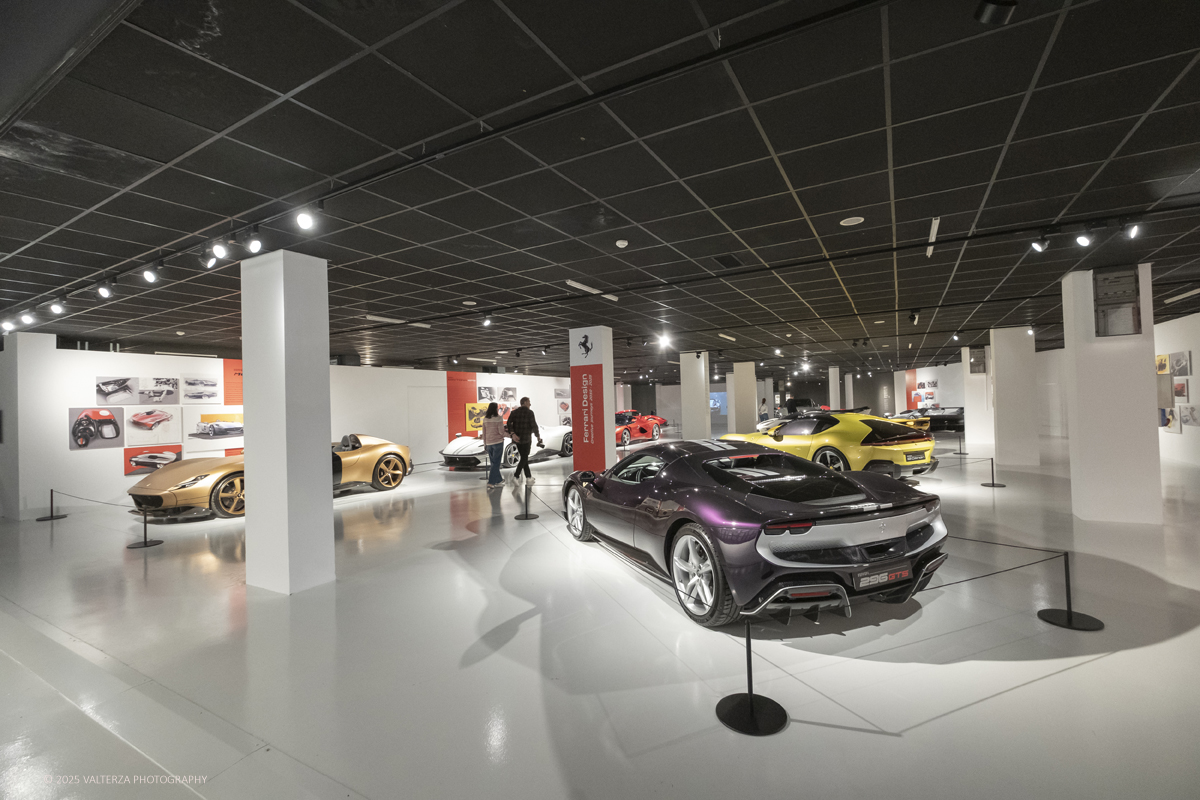 DSCF0339.jpg - 12/11/20225. Torino. MAUTO  Mostra temporanea, fino all'8 Marzo 2026, "Ferrari Design. Creative Journeys 2010-2025".