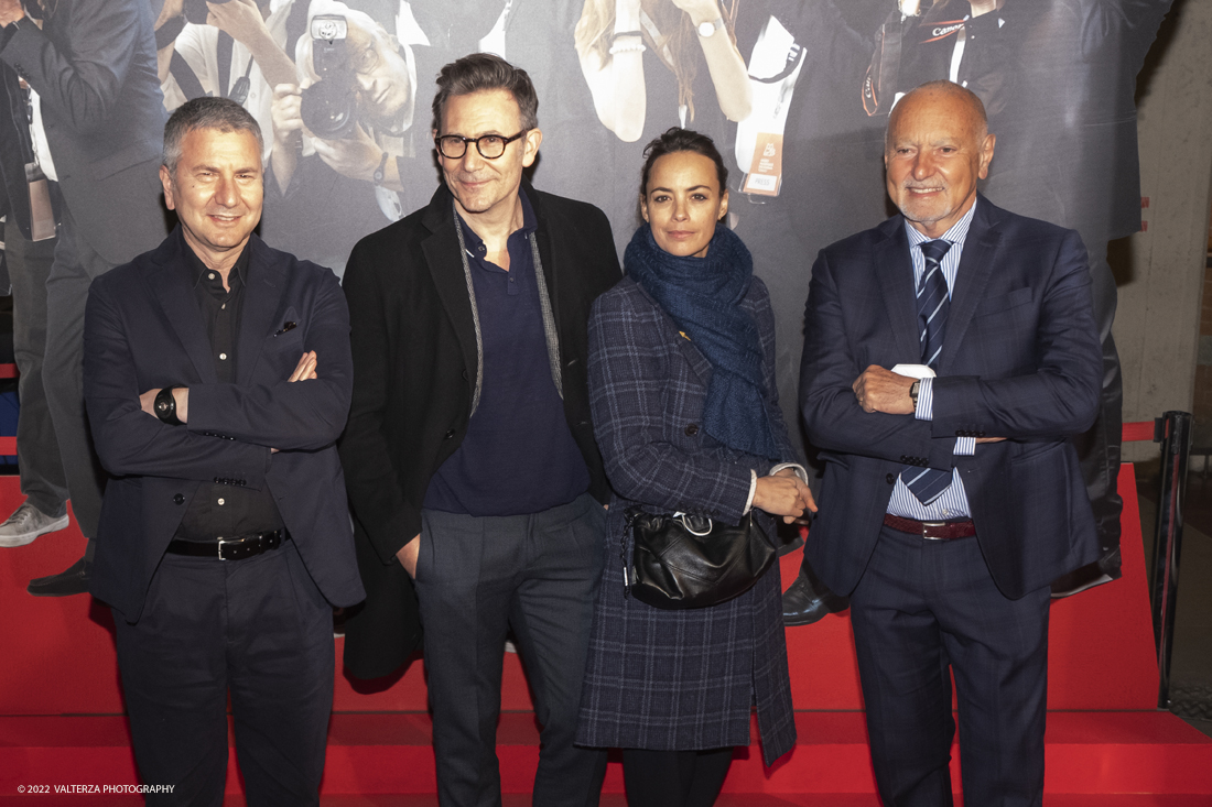 _DSF3560.jpg - 14/02/2022.Torino. A dieci anni dal successo internazionale di The Artist - premiato con cinque Oscar, tre Golden Globe, sette BAFTA e sei CÃ©sar - il regista Michel Hazanavicius e lâ€™attrice consorte BÃ©rÃ©nice Bejo sono stati ospiti del Museo Nazionale del Cinema per una masterclass. Nella foto  il regista Michel Hazanavicius , lâ€™attrice BÃ©rÃ©nice Bejo il direttore del Museo Domenico De Gaetano ed il presidente Enzo Ghigo