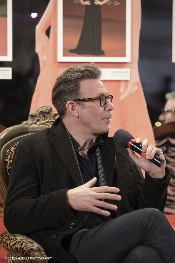 _DSF3766.jpg - 14/02/2022.Torino. A dieci anni dal successo internazionale di The Artist - premiato con cinque Oscar, tre Golden Globe, sette BAFTA e sei CÃ©sar - il regista Michel Hazanavicius e lâ€™attrice consorte BÃ©rÃ©nice Bejo sono stati ospiti del Museo Nazionale del Cinema per una masterclass. Nella foto il regista Michel Hazanavicius