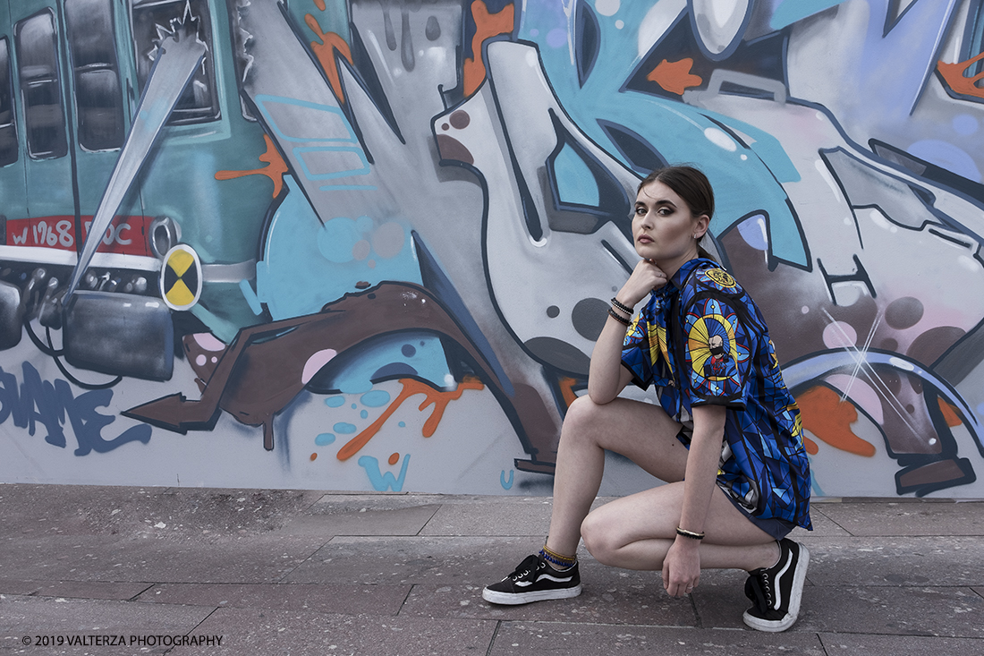 DSCF7632.jpg - 08/06/2019. Torino, Maze, il festival dedicato al mondo dello Streetwear e della Streetculture.  Street fashion con la modella parigina Brunel