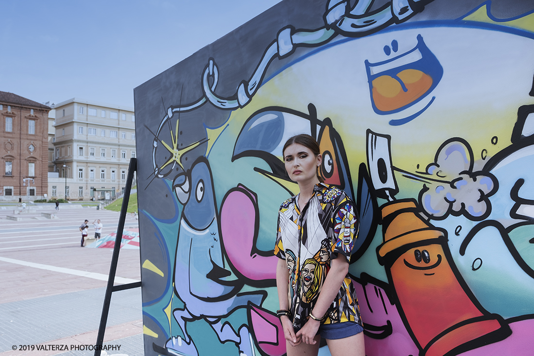 DSCF7717.jpg - 08/06/2019. Torino, Maze, il festival dedicato al mondo dello Streetwear e della Streetculture.  Street fashion con la modella parigina Brunel