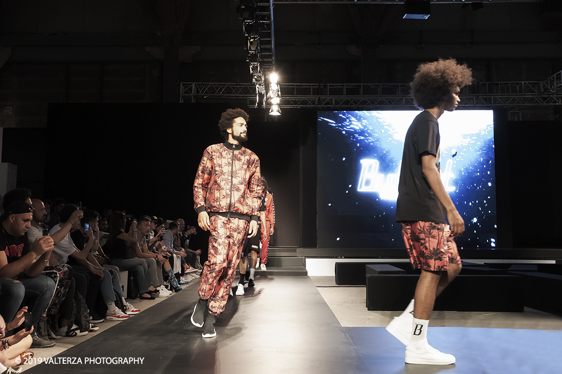 _DSF6592.jpg - 08/06/2019. Torino, Maze, il festival dedicato al mondo dello Streetwear e della Streetculture. Nella foto sfilata del brand BUTNOT