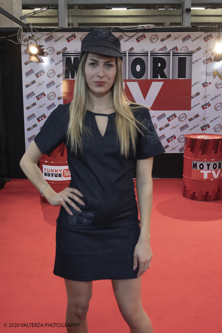 _DSF4167.jpg - 02/02/2020. Torino. Le creazioni di Regina Guasco de Oliveira presentate da Elia Tarantino  ad AutomotoretrÃ² nello stand di Motori TV