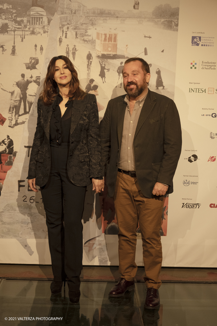 _DSF7705.jpg - 30/11/2021. Torino. Conferenza stampa e Photocall con Monica Bellucci per il film The girl in the Fountain. Nella foto Monica Bellucci ed il regista  Antongiulio Panizzi