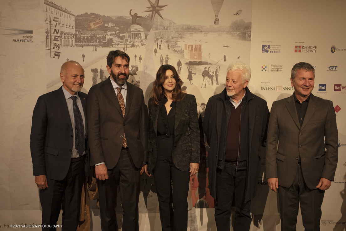 _DSF7784.jpg - 30/11/2021. Torino. Conferenza stampa e Photocall con Monica Bellucci per il film The girl in the Fountain. Nella foto Enzo Ghigo Presidente del Museo del cinema, Stefano Francia di Celle direttore del Torino Film Festival.