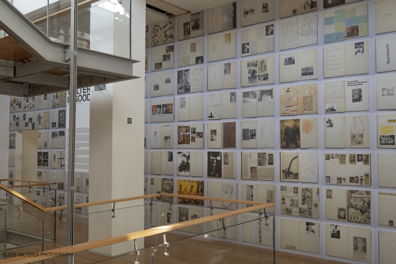 _DSF3688.jpg - 26/05/2026. Torino. EXPOSED Incontro con l'artista Walter Pfeiffer , la Pinacoteca Agnelli ospita la mostra "In Good Company", la prima esposizione istituzionale in Italia dedicata al famoso fotografo svizzero Walter Pfeiffer. Nella foto  l'ingresso alla mostra