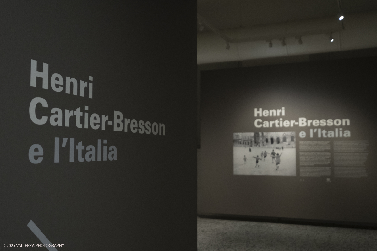 DSCF0015.jpg - Italy, Turin, February 13, 2025. CAMERA - Centro Italiano per la Fotografia presents the exhibition â€œHenri Cartier-Bresson e lâ€™Italiaâ€�, an unpublished story, signed by H.C.B. on the history of the  Italian countrry from 1932 to 1973. Into the picture the entrance to the exhibition
