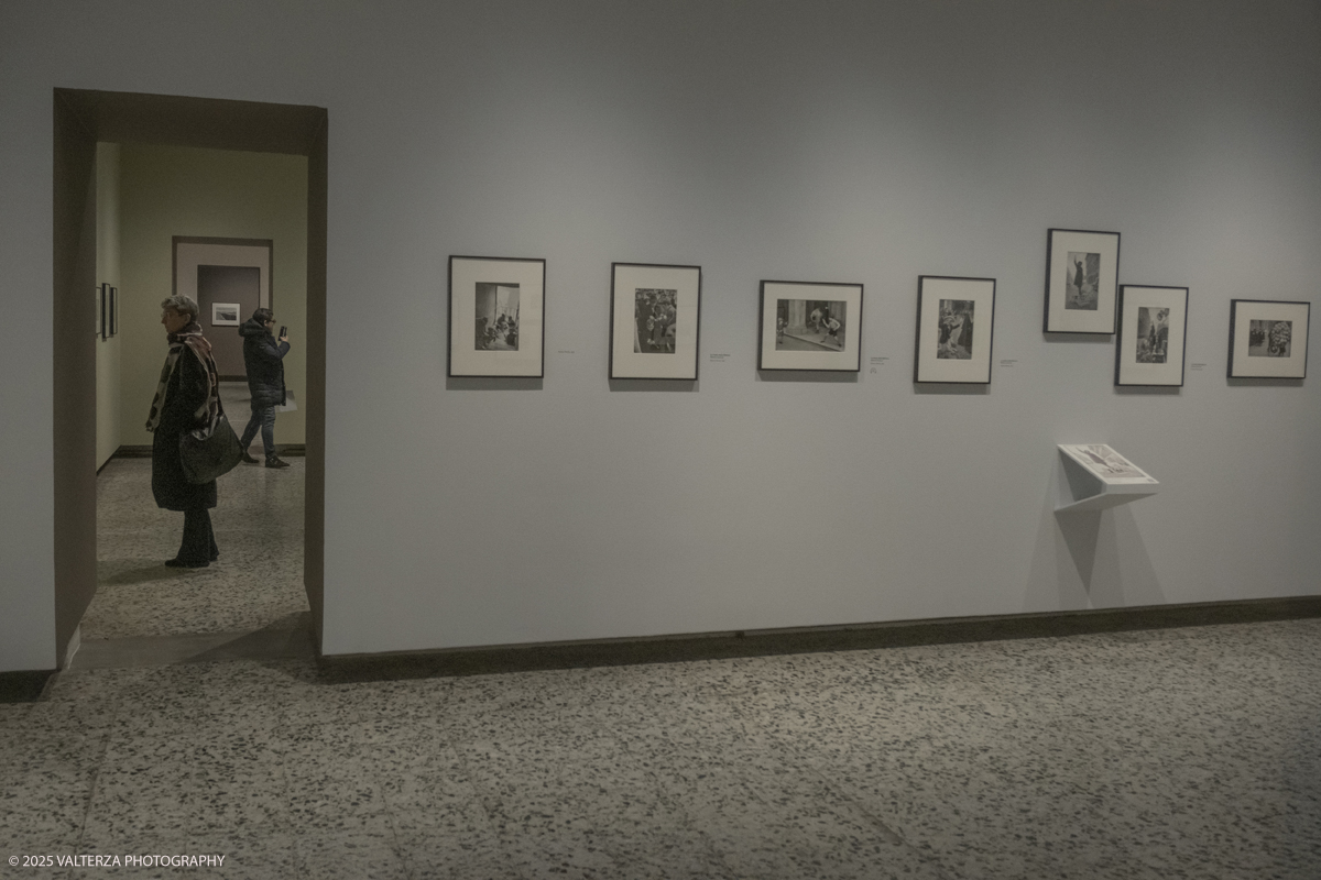 _DSF6243.jpg - Italy, Turin, February 13, 2025. CAMERA - Centro Italiano per la Fotografia presents the exhibition â€œHenri Cartier-Bresson e lâ€™Italiaâ€�, an unpublished story, signed by H.C.B. on the history of the  Italian countrry from 1932 to 1973. Into the picture visiting the exhibition