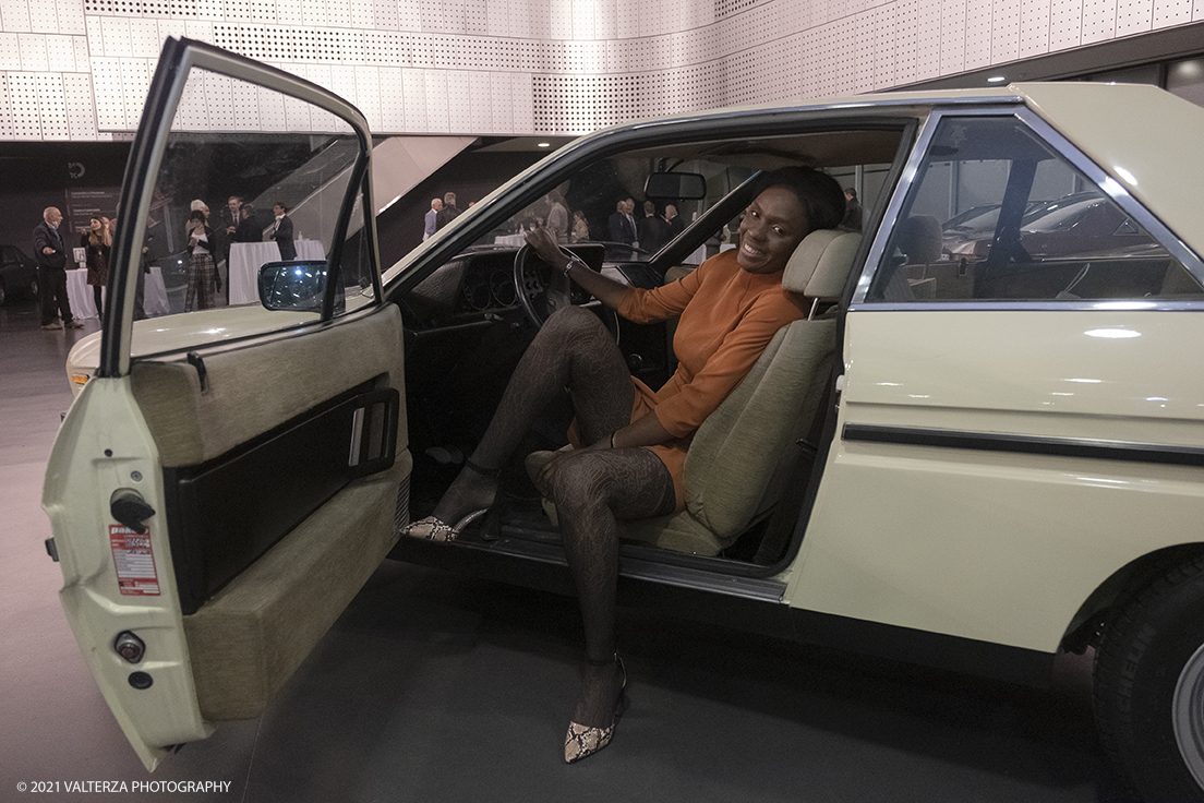 _DSF3124.jpg - 12/10/2021. Torino.  Al MAUTO in esposizione nove Lancia Gamma CoupÃ¨ fino al 24 Ottobre. Nella foto Lancia Gamma coupÃ¨  con la modella Magalie