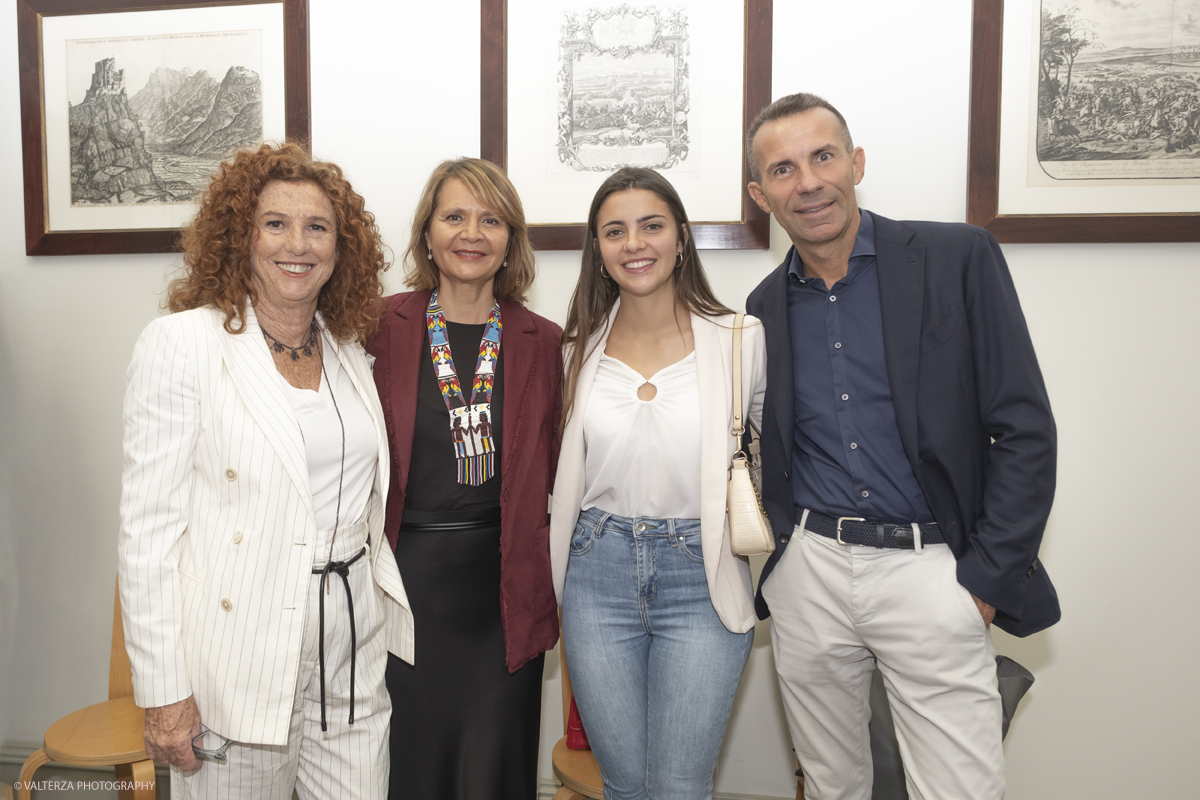 _DSF9593.jpg - 10/09/2025. Torino, Palazzo Lascaris. Apertura Mostra Donne e Motori? Gioie e Basta. Eleganza e bellezza di Donne e Auto.. Nella  foto  Maria Paola Stola,  Elisabetta Cozzi, Federica Levy,  Andrea Levy