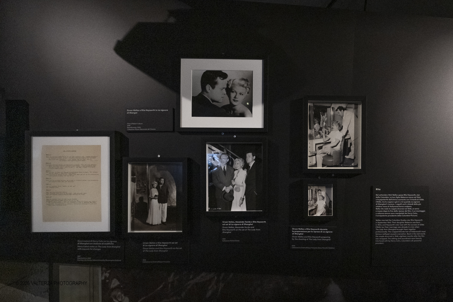 _DSF8875.jpg - 31/03/2026. Torino. Mostra My Name is Orson Welle, la mostra ripercorre la vita e la carriera del grande regista attraverso fotografie, documenti dâ€™archivio, disegni, manifesti, materiali audiovisivi e installazioni. Nella foto documentazione afferente alla alla terza delle cinque aree tematiche della mostra  1942 Lâ€™inizio dei guai