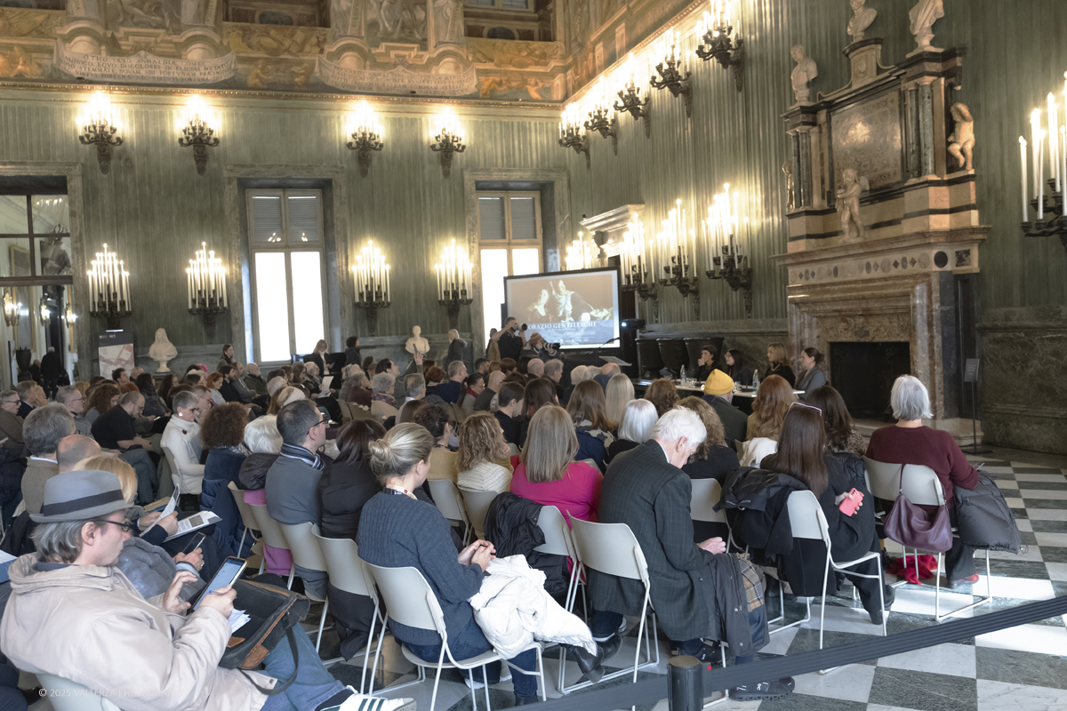 _DSF0132.jpg - 22/11720'25. Torino. Dal 22 novembre 2025 al 3 maggio 2026, le Sale Chiablese dei Musei Reali di Torino ospitano una mostra dedicata a Orazio Gentileschi (Pisa, 1563 â€“ Londra, 1639), uno dei piÃ¹ importanti artisti italiani del Seicento, la cui straordinaria qualitÃ  pittorica fu premiata da un successo in vita pari a quello di Caravaggio, Rubens e Van Dyck. Nella foto un momento della presentazione della mostra