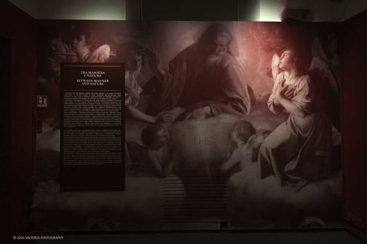 _DSF0186.jpg - 22/11720'25. Torino. Dal 22 novembre 2025 al 3 maggio 2026, le Sale Chiablese dei Musei Reali di Torino ospitano una mostra dedicata a Orazio Gentileschi (Pisa, 1563 â€“ Londra, 1639), uno dei piÃ¹ importanti artisti italiani del Seicento, la cui straordinaria qualitÃ  pittorica fu premiata da un successo in vita pari a quello di Caravaggio, Rubens e Van Dyck. Nella foto tra maniera e natura la seconda sezione della mostra
