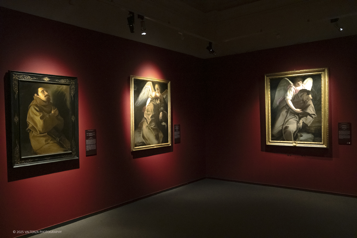 _DSF0197.jpg - 22/11720'25. Torino. Dal 22 novembre 2025 al 3 maggio 2026, le Sale Chiablese dei Musei Reali di Torino ospitano una mostra dedicata a Orazio Gentileschi (Pisa, 1563 â€“ Londra, 1639), uno dei piÃ¹ importanti artisti italiani del Seicento, la cui straordinaria qualitÃ  pittorica fu premiata da un successo in vita pari a quello di Caravaggio, Rubens e Van Dyck. Nella foto parte dell'allestimento della mostra