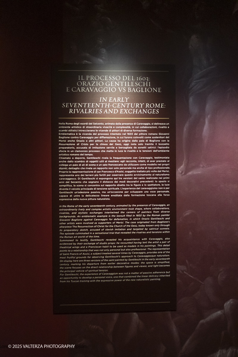 _DSF0206.jpg - 22/11720'25. Torino. Dal 22 novembre 2025 al 3 maggio 2026, le Sale Chiablese dei Musei Reali di Torino ospitano una mostra dedicata a Orazio Gentileschi (Pisa, 1563 â€“ Londra, 1639), uno dei piÃ¹ importanti artisti italiani del Seicento, la cui straordinaria qualitÃ  pittorica fu premiata da un successo in vita pari a quello di Caravaggio, Rubens e Van Dyck. Nella foto pannello illustrativo terza sezione